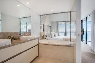 Mantra Zanzibar Aparthotel Mooloolaba