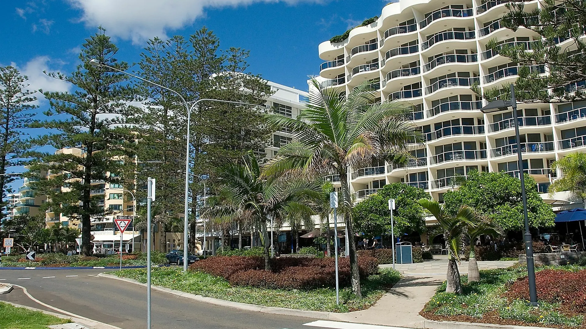 Mantra Zanzibar Aparthotel Mooloolaba
