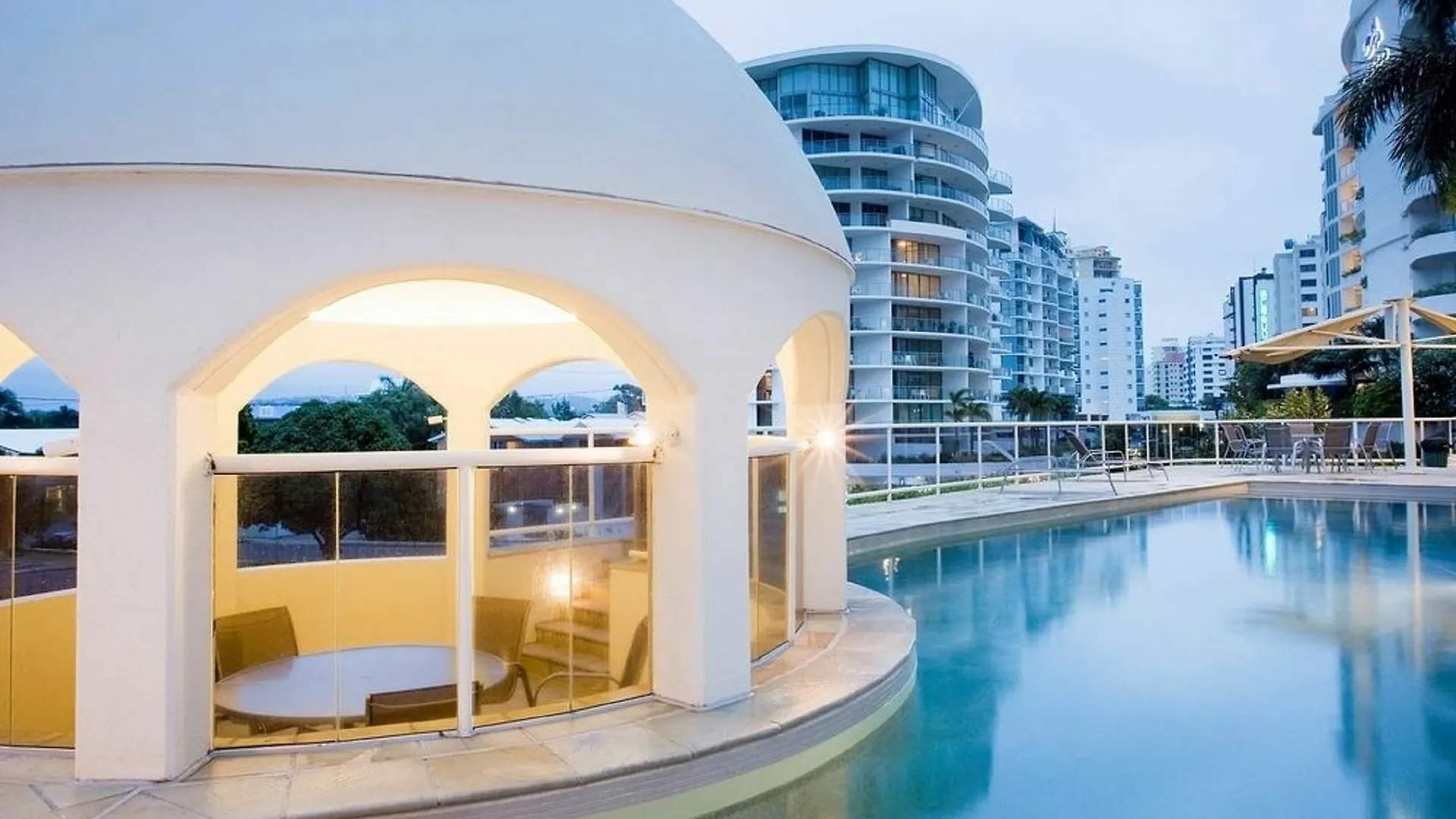 Mantra Zanzibar Aparthotel Mooloolaba